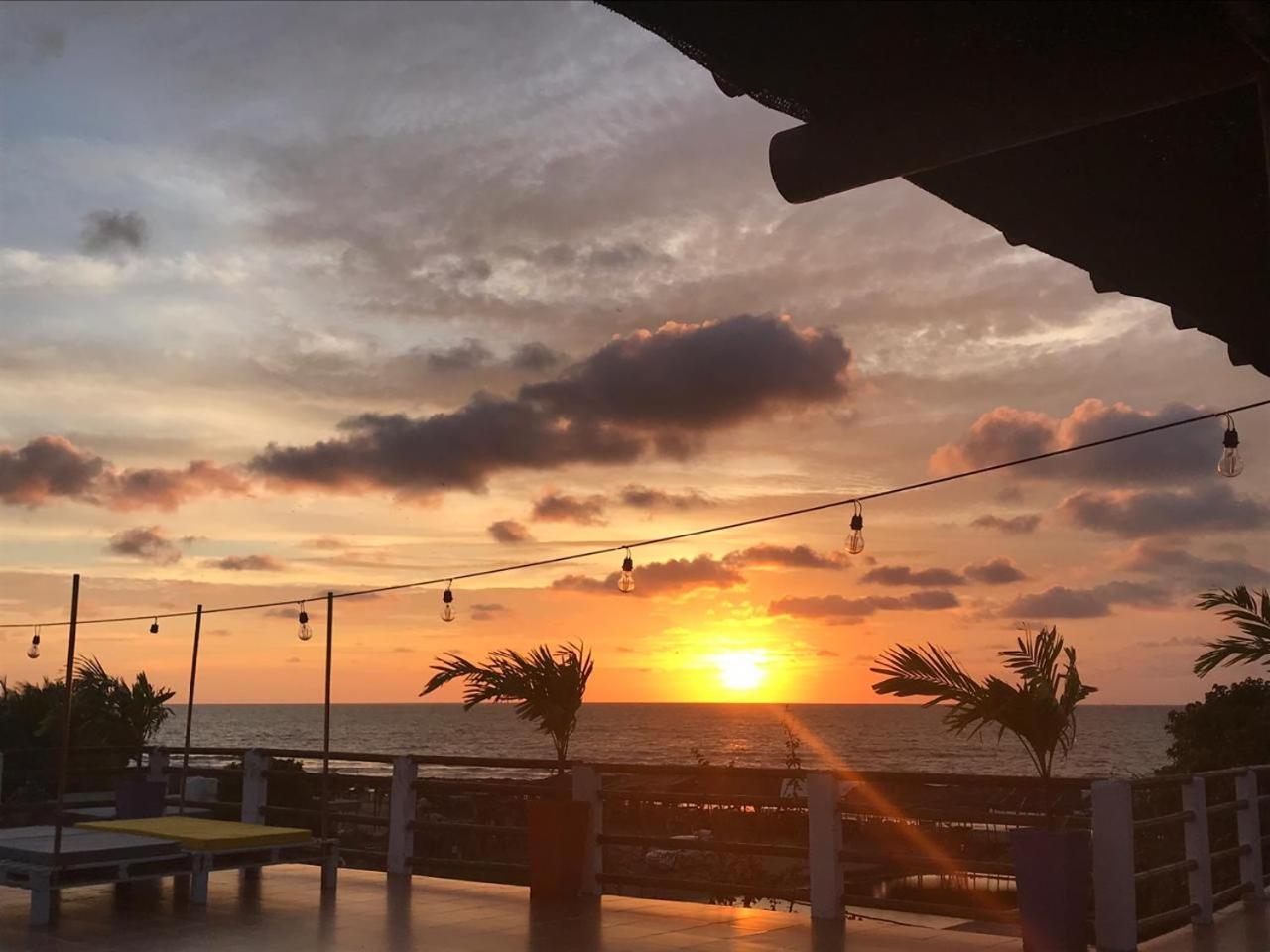Hotel Palmera Beach Cartagena Exteriör bild